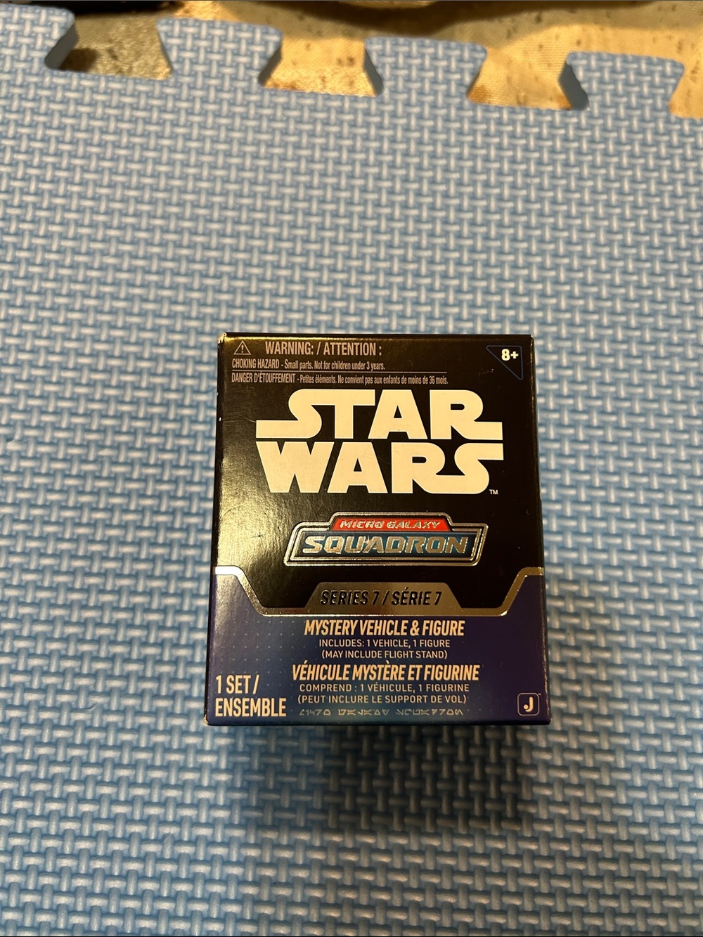 Star Wars Mystery Vehicle & Figure Box